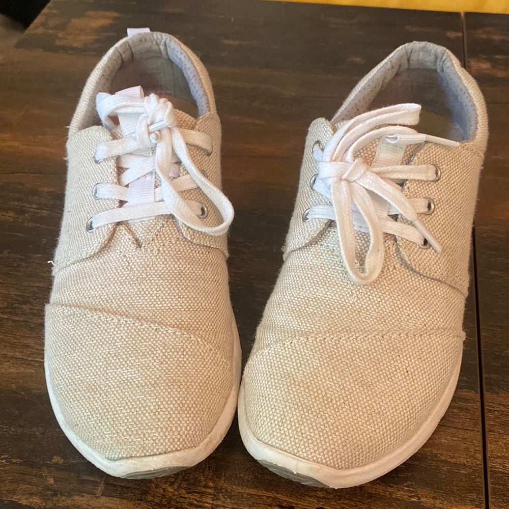 Toms Sneakers